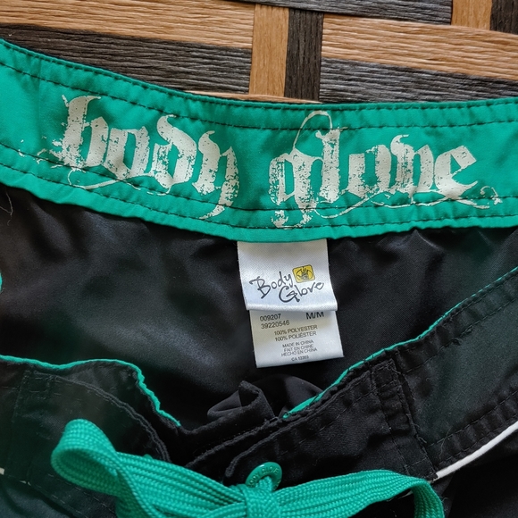 Body Glove Vintage Women's Board Shorts Sz: M - Picture 3 of 10